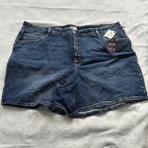Ava & Viv Jean Denim Shorts Women's Plus Size 26 High-Rise Bermuda Medium‎ Wash